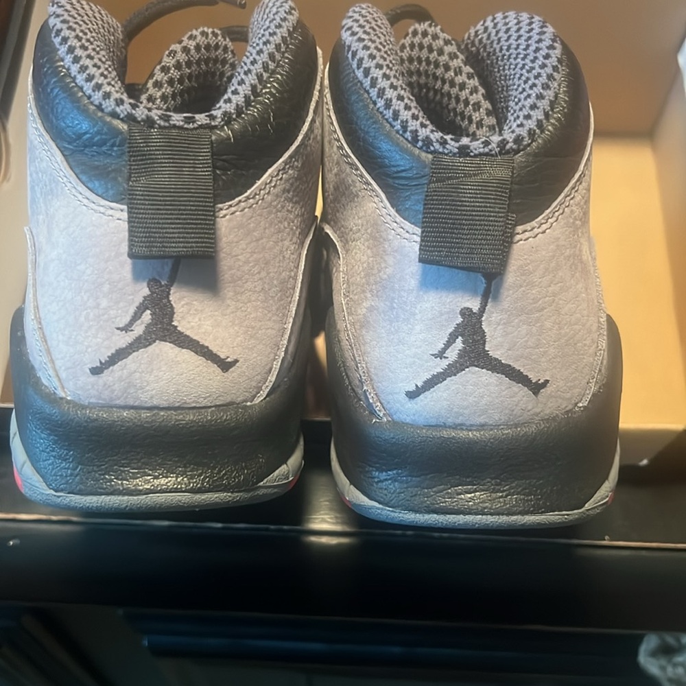 Air Jordan Retro - Picture 3 of 5